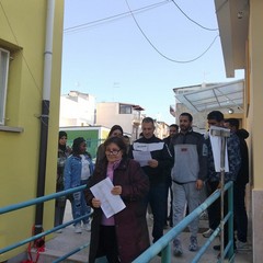 A San Ferdinando il ricordo di Gino Strada con l’inaugurazione dell’orto didattico e la piantumazione di un ulivo