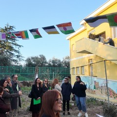 A San Ferdinando il ricordo di Gino Strada con l’inaugurazione dell’orto didattico e la piantumazione di un ulivo