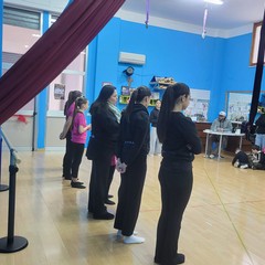 L'ex ballerino di Amici Andreas Muller fa capolino a San Ferdinando di Puglia