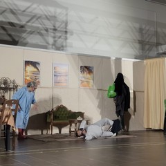 Si è concluso l’ultimo atto della commedia in vernacolo ‘U midch studij e u malat s’ n’ mour’