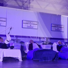 Si è concluso l’ultimo atto della commedia in vernacolo ‘U midch studij e u malat s’ n’ mour’