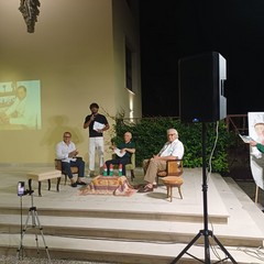 Una serata nel segno della memoria: omaggio al maestro Ferdinando Russo