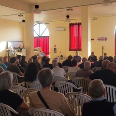 Truffe agli anziani: manipolazione emotiva dei valori che portano con sé