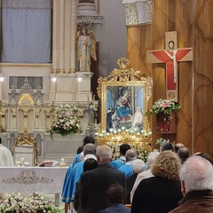 La Festa della Madonna del Rosario si rinnova tra Messa solenne e processione tra le vie cittadine