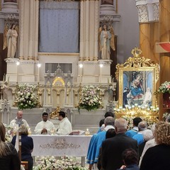 La Festa della Madonna del Rosario si rinnova tra Messa solenne e processione tra le vie cittadine