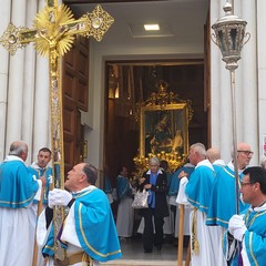 La Festa della Madonna del Rosario si rinnova tra Messa solenne e processione tra le vie cittadine