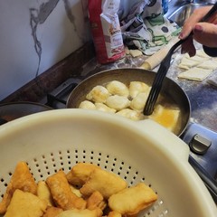 A San Ferdinando non mancano le frittelle nel giorno della Vigilia di Natale