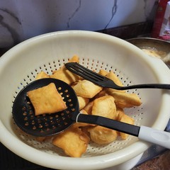 A San Ferdinando non mancano le frittelle nel giorno della Vigilia di Natale