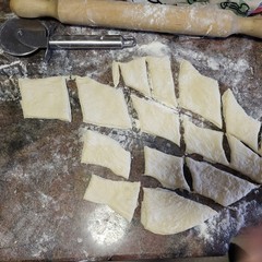 A San Ferdinando non mancano le frittelle nel giorno della Vigilia di Natale