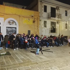 A San Ferdinando stupore e meraviglia per le ombre cinesi del 'Teatro delle Lucciole'