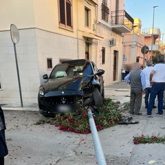 San Ferdinando di Puglia: violento impatto fra due auto