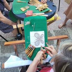 A San Ferdinando continua la conoscenza dell'arte del tombolo