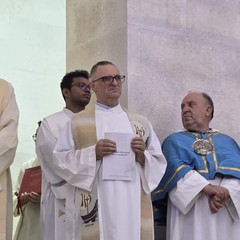 Termina la festa patronale tra processione e fuochi pirotecnici