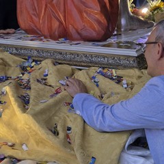 Termina la festa patronale tra processione e fuochi pirotecnici