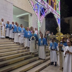 Termina la festa patronale tra processione e fuochi pirotecnici