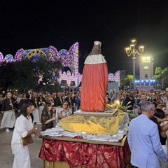 Termina la festa patronale tra processione e fuochi pirotecnici