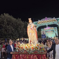 Termina la festa patronale tra processione e fuochi pirotecnici