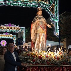 Termina la festa patronale tra processione e fuochi pirotecnici