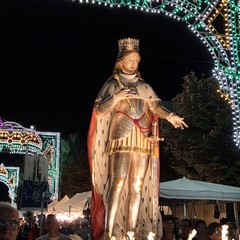 Termina la festa patronale tra processione e fuochi pirotecnici