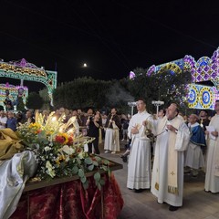 Termina la festa patronale tra processione e fuochi pirotecnici