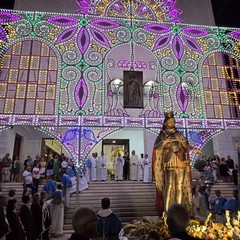 Termina la festa patronale tra processione e fuochi pirotecnici