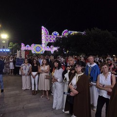 Termina la festa patronale tra processione e fuochi pirotecnici