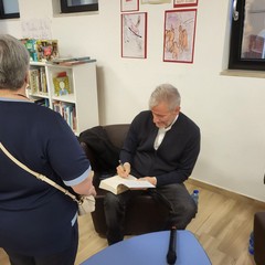 A San Ferdinando lo scrittore Francesco Carofiglio con il suo libro: “Tutto il mio folle amore”