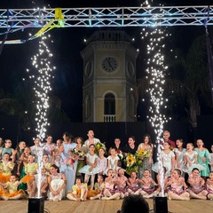 Saggio di fine anno in Piazza della Costituzione