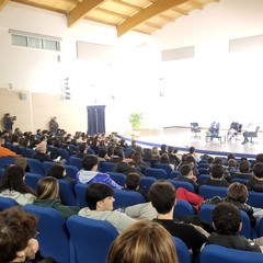 All'auditorium 'Michele Dell'Aquila' gli studenti incontrano il magistrato Catello Maresca