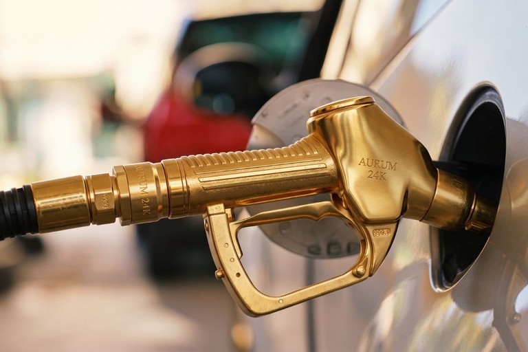 Benzina