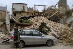 Palazzo crollato in via Dante. Salvo un bambino