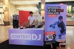 Nona e ultima sfida tra dj prima della finale al Gran Shopping Molfetta