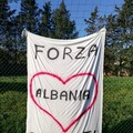 «Forza Albania. Rialzati», la solidarietà dei tifosi
