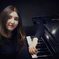 Letizia Palmieri, la giovane pianista di San Ferdinando di Puglia primeggia ad Albenga