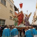 La processione di Gesù Risorto accompagna la Santa Pasqua a San Ferdinando - FOTO