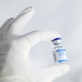 Vaccino anti-Covid, disponibile la nuova formula contro tutte le varianti