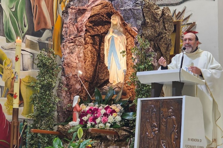 Don Mimmo nel giorno della Festa della Madonna di Lourdes