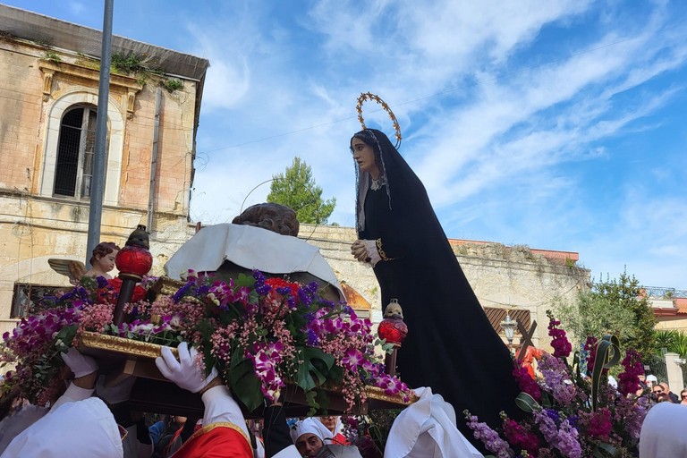 Venerdì Santo di preghiera e devozione a San Ferdinando di Puglia. <span>Foto Anna Verzicco</span>