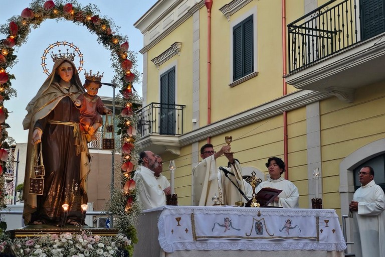 A San Ferdinando di Puglia la processione della Madonna del Carmelo