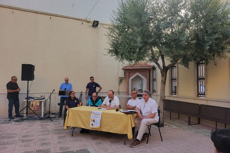 'Vieni a casa a prendere un caffè': il nuovo libro di Angelo Nardelli. <span>Foto Anna Verzicco</span>