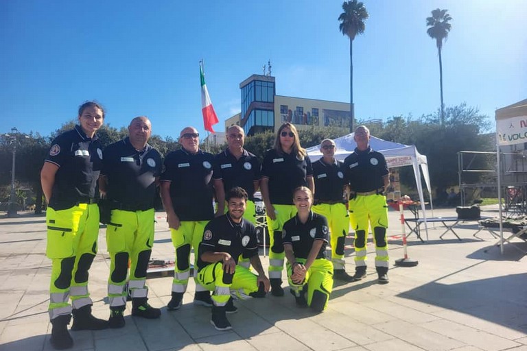A San Ferdinando VSF3 in Piazza per la Settimana della Protezione Civile. <span>Foto Anna Verzicco</span>