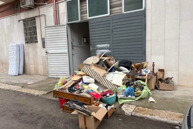 Sicurezza e salute pubblica: disposto lo sgombero immediato dei locali di via IV Novembre. <span>Foto Pg. Fb Amministrazione Comunale S.F.</span>