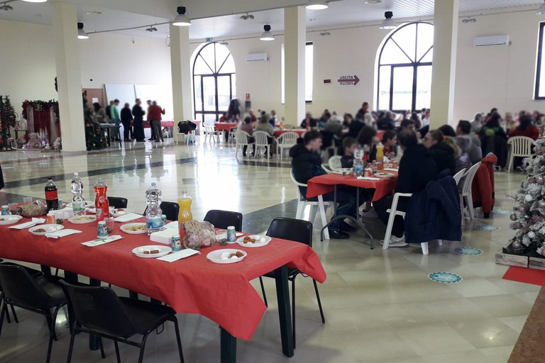 Pranzò della solidarietà a San Ferdinando di Puglia